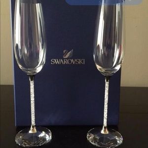 Swavorski Champagne Flutes ❤️